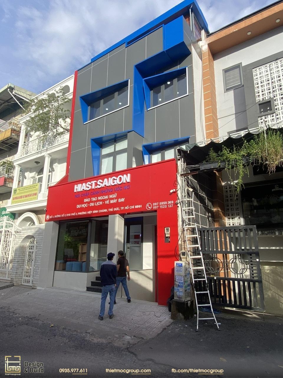 thi cong trung tam ngoai ngu 2